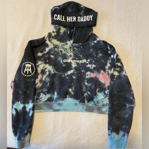 ‘I am unwell’ Barstool Croptop Hooded Sweatshirt